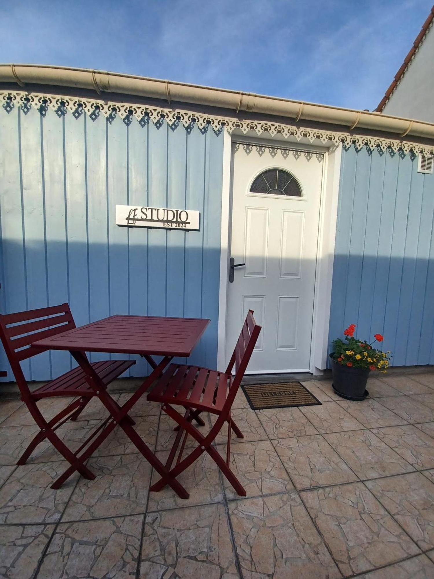 Le Studio Aubervilliers Exterior photo